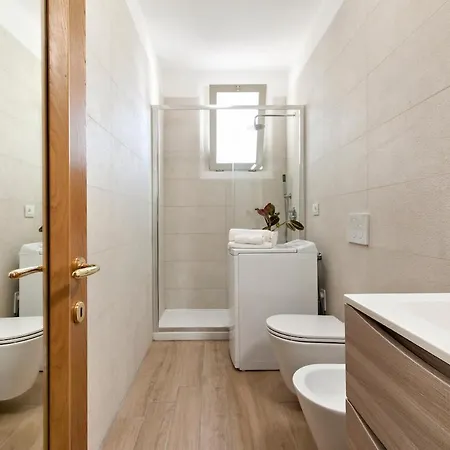 De Franchis - Smart 4*