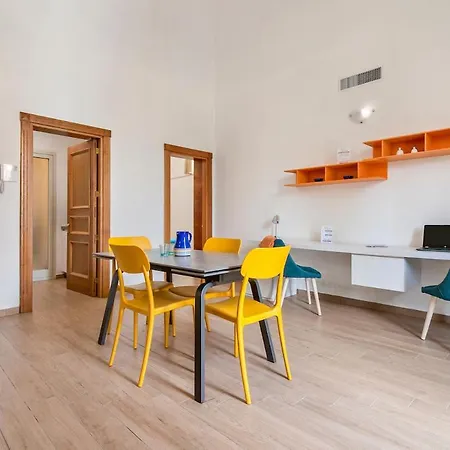 De Franchis - Smart 아파트호텔 4*