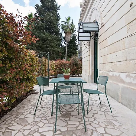 아파트호텔 De Franchis - Smart 4*