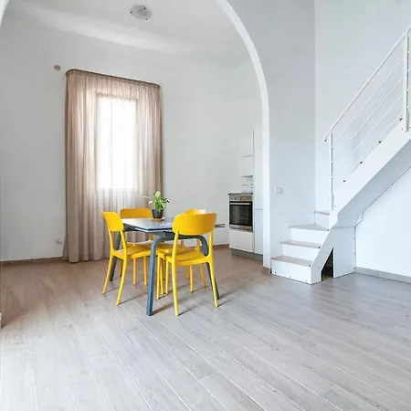 De Franchis - Smart 아파트호텔 레체