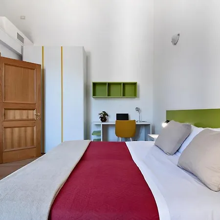 De Franchis - Smart 아파트호텔 4*