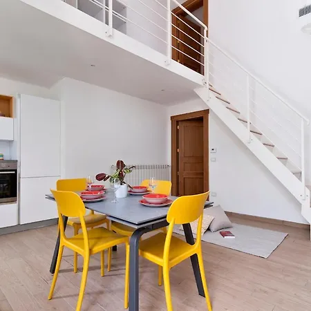 De Franchis - Smart 아파트호텔 레체