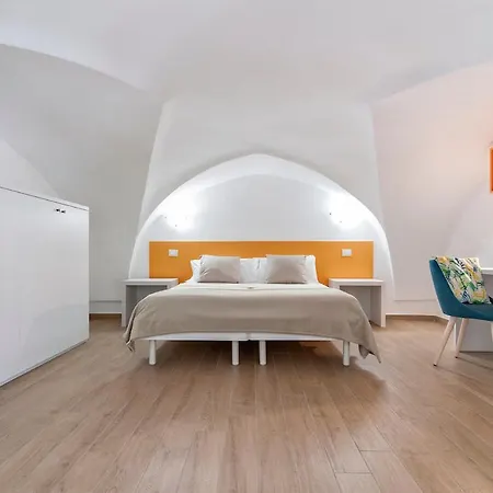 De Franchis - Smart 아파트호텔 레체